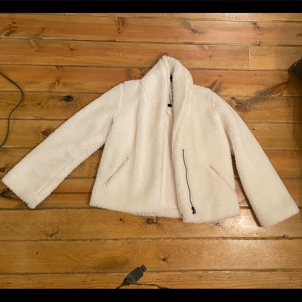 ALO Yoga Sherpa jacket